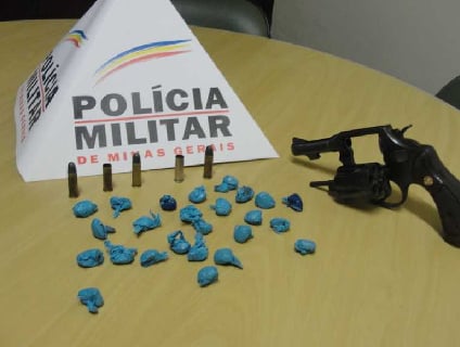 Menor, revólver, munição e maconha são apreendidos no Boa Esperança