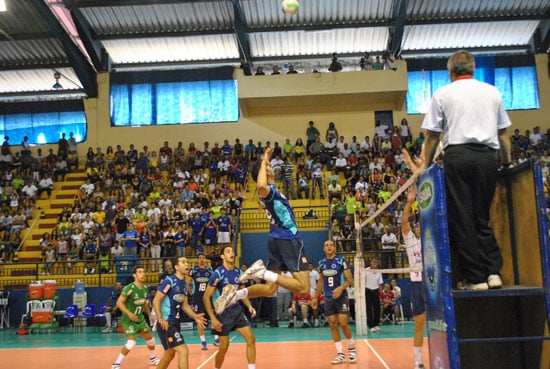 Sada Cruzeiro vence Vivo Minas por 3 sets a 1 em Itabira