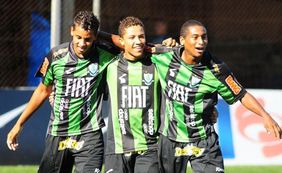 Itabirano é o herói da classificação do América para a final do Brasileiro de Juniores