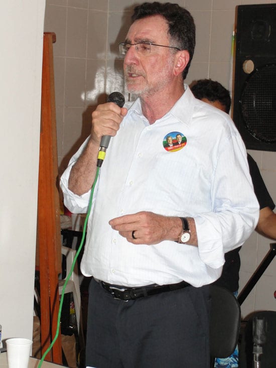 Patrus diz que Itabira teria recebido mais recursos se prefeito fosse parceiro