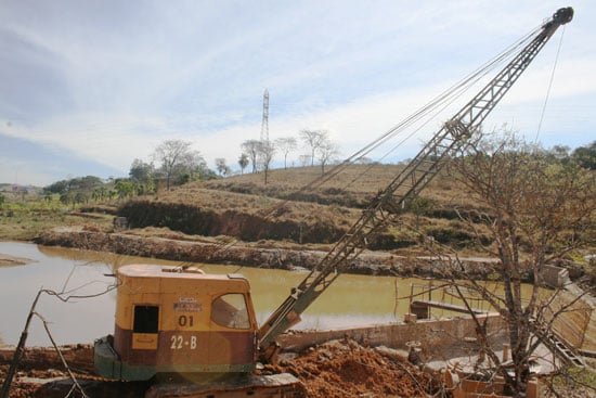 Limpeza da Pureza continua e ainda deve faltar água em Itabira