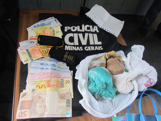 Polícia Civil apreende jovem de 17 anos com crack, maconha e cocaína