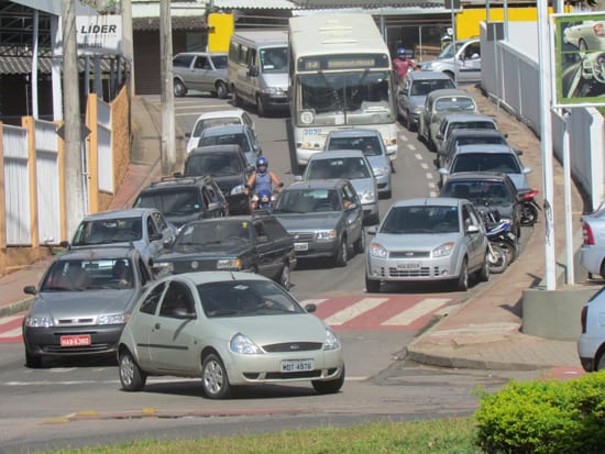 Itabira bem perto de ter um veículo para cada dois habitantes