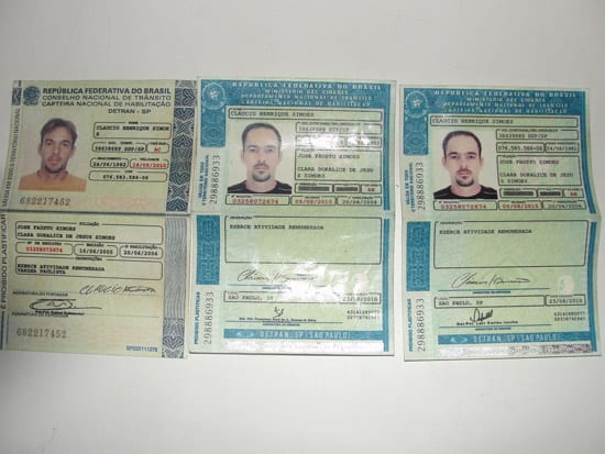 Homem é preso com duas CNHs falsas e uma vencida