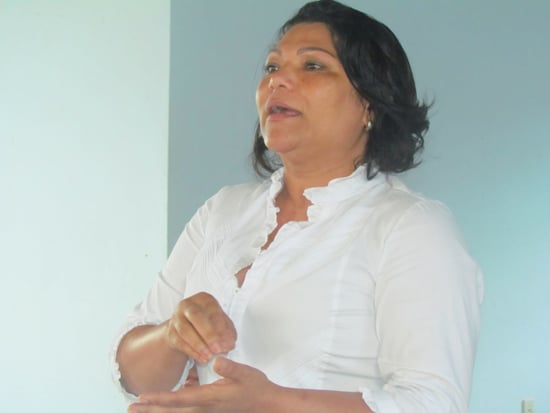 Elaine Campos falta a reunião para explicar contrato milionário e frustra oposição
