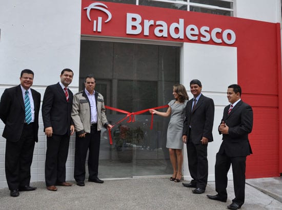 Bradesco inaugura agência em São Gonçalo