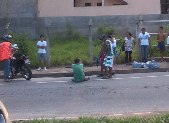 Homem rouba celular no centro e é interceptado por testemunha no bairro Amazonas