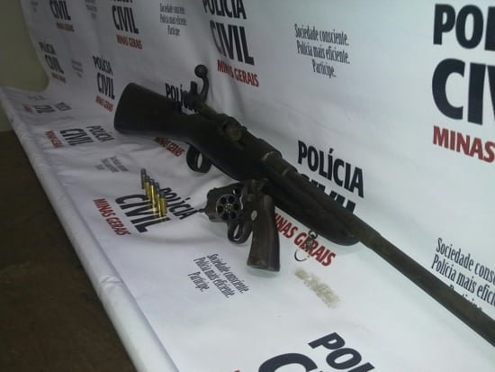 PC apreende armas que podem ser de acusados de aterrorizar Pedreira