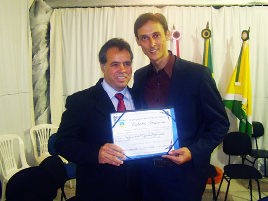 Nozinho recebe título de cidadão honorário em Bom Jesus do Amparo