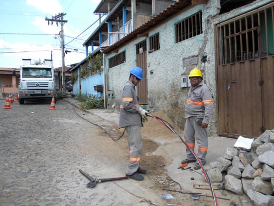 Moradores do bairro Industrial ficam 4 horas sem luz