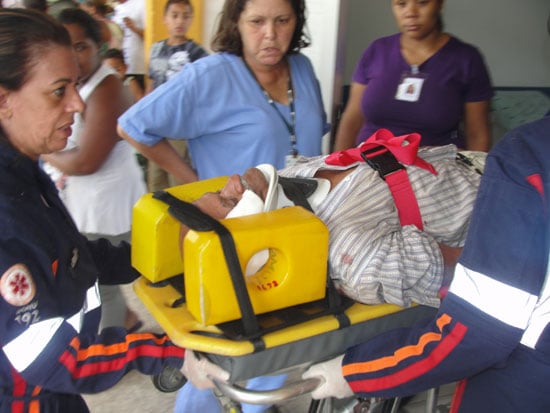 Queda do telhado: Samu socorre duas vítimas, de 86 e 56 anos, no mesmo dia