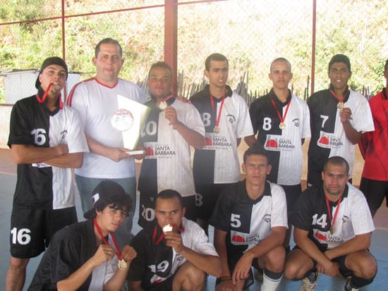 Brumal é campeão no Torneio de Futsal Distrital de Santa Bárbara
