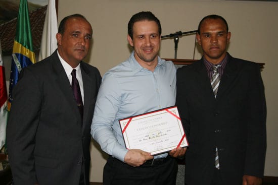 Câmara de Itabira homenageia com títulos de Cidadania Honorária