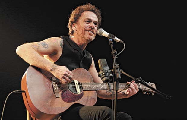 Nando Reis se apresenta em Belo Horizonte no mês de março