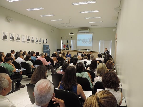 Prefeitura de Itabira e empresas parceiras darão vagas de trabalho a jovens em programa social