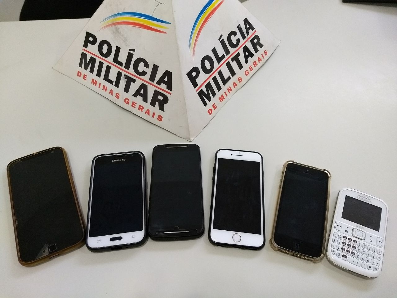 Rapaz é preso suspeito de receptação de celular em Itabira