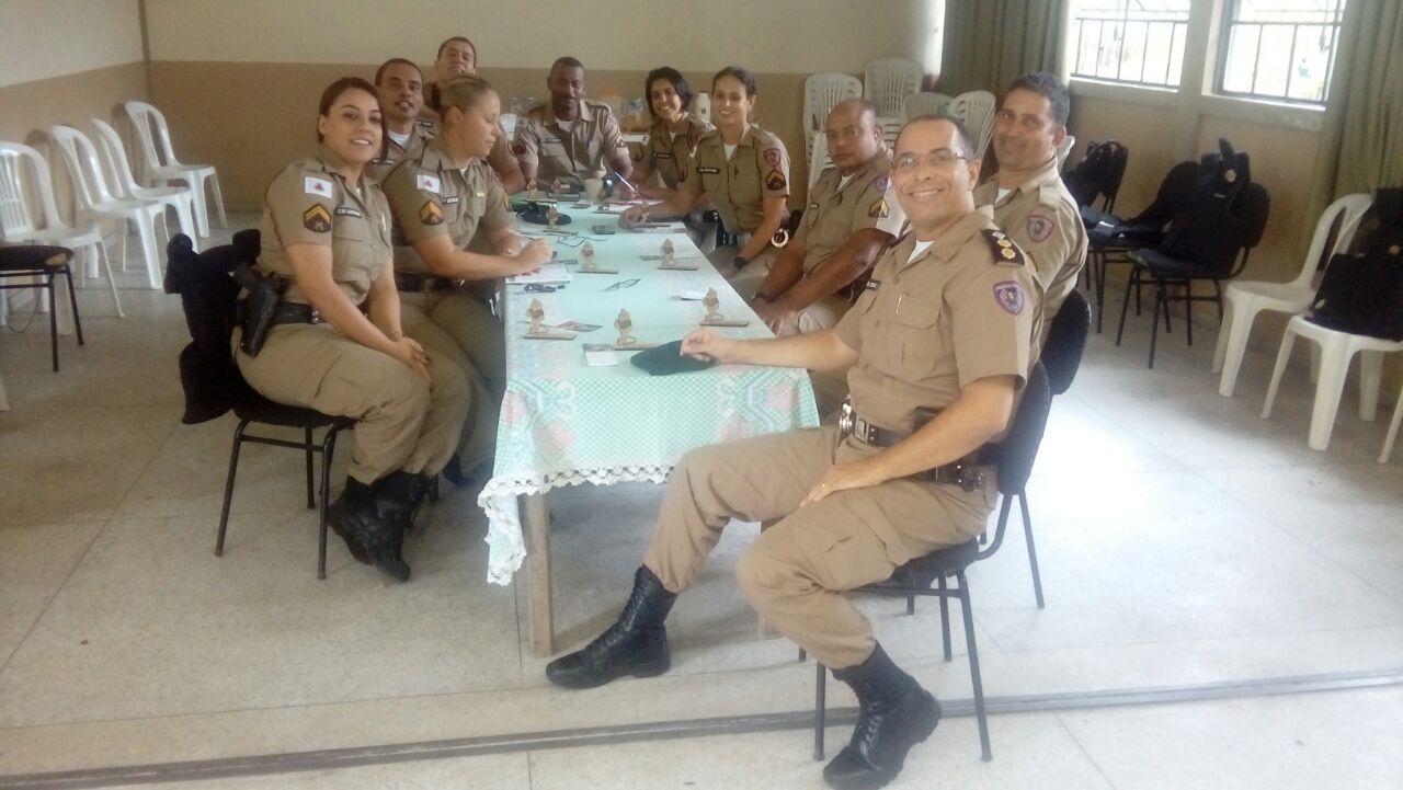 Militares do 26º Batalhão se reúnem para definir programação do Proerd em 2018
