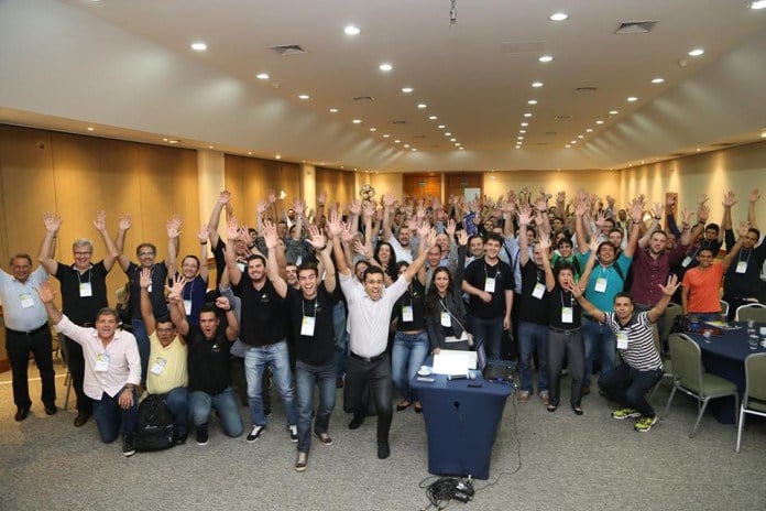 Programa de aceleração gratuito abre inscrição para startups