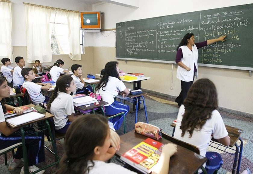 Inscrições abertas para concurso que selecionará 16 mil professores em Minas Gerais