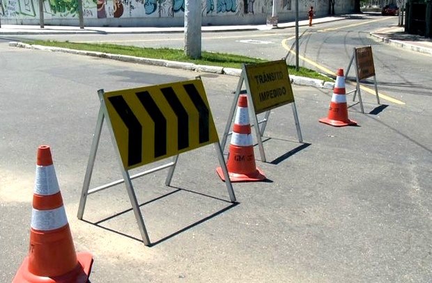 Transita interdita ruas para desfile dos blocos de carnaval
