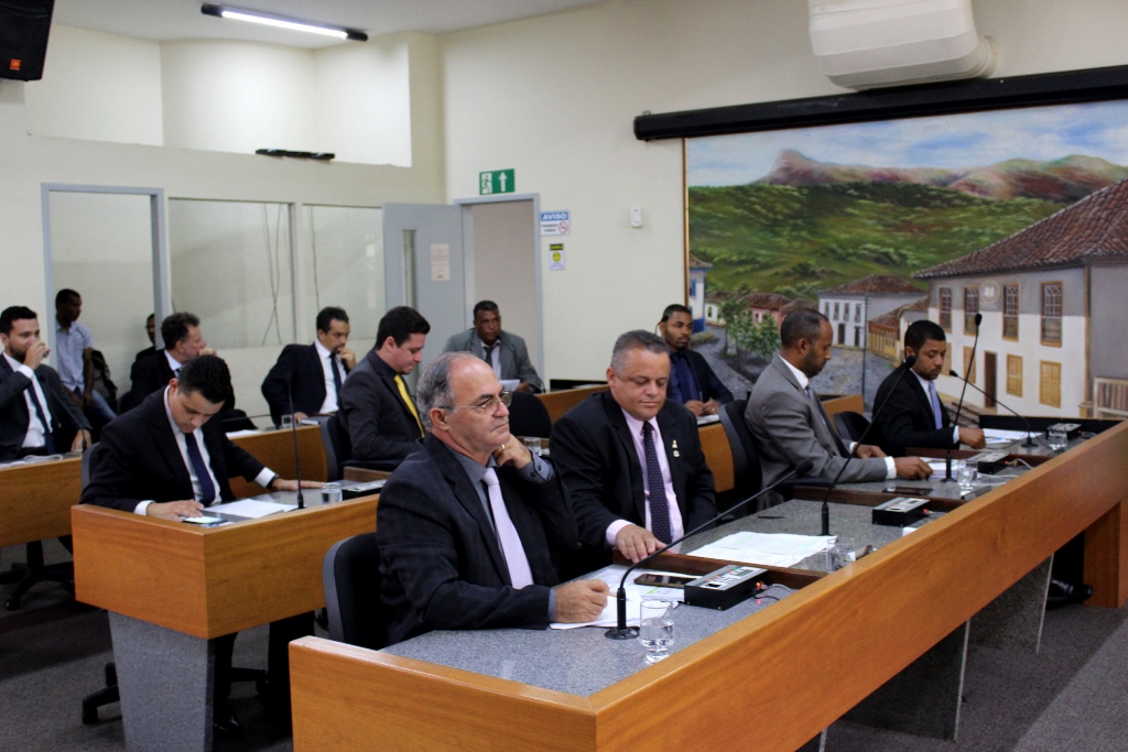 Vereadores aprovam projeto que altera estrutura de cargos no Saae Vereadores aprovam projeto que altera estrutura de cargos no Saae
