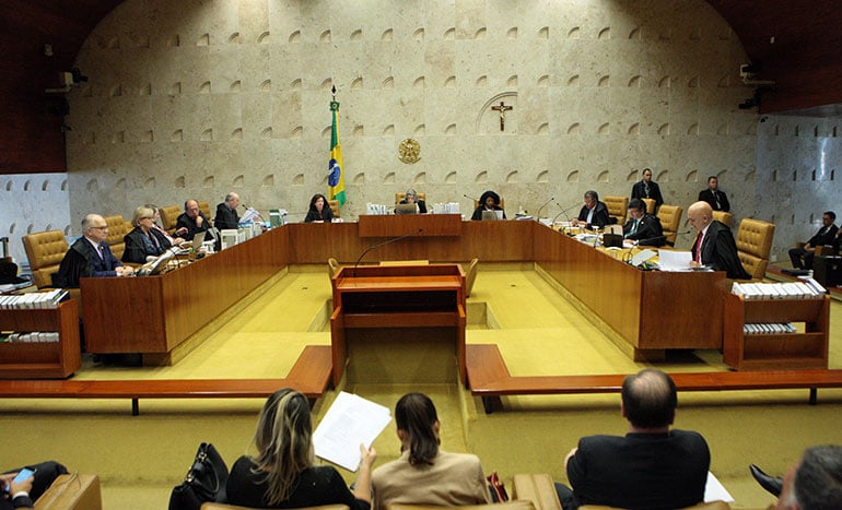 STF mantém aplicação da Ficha Limpa para condenados antes de 2010