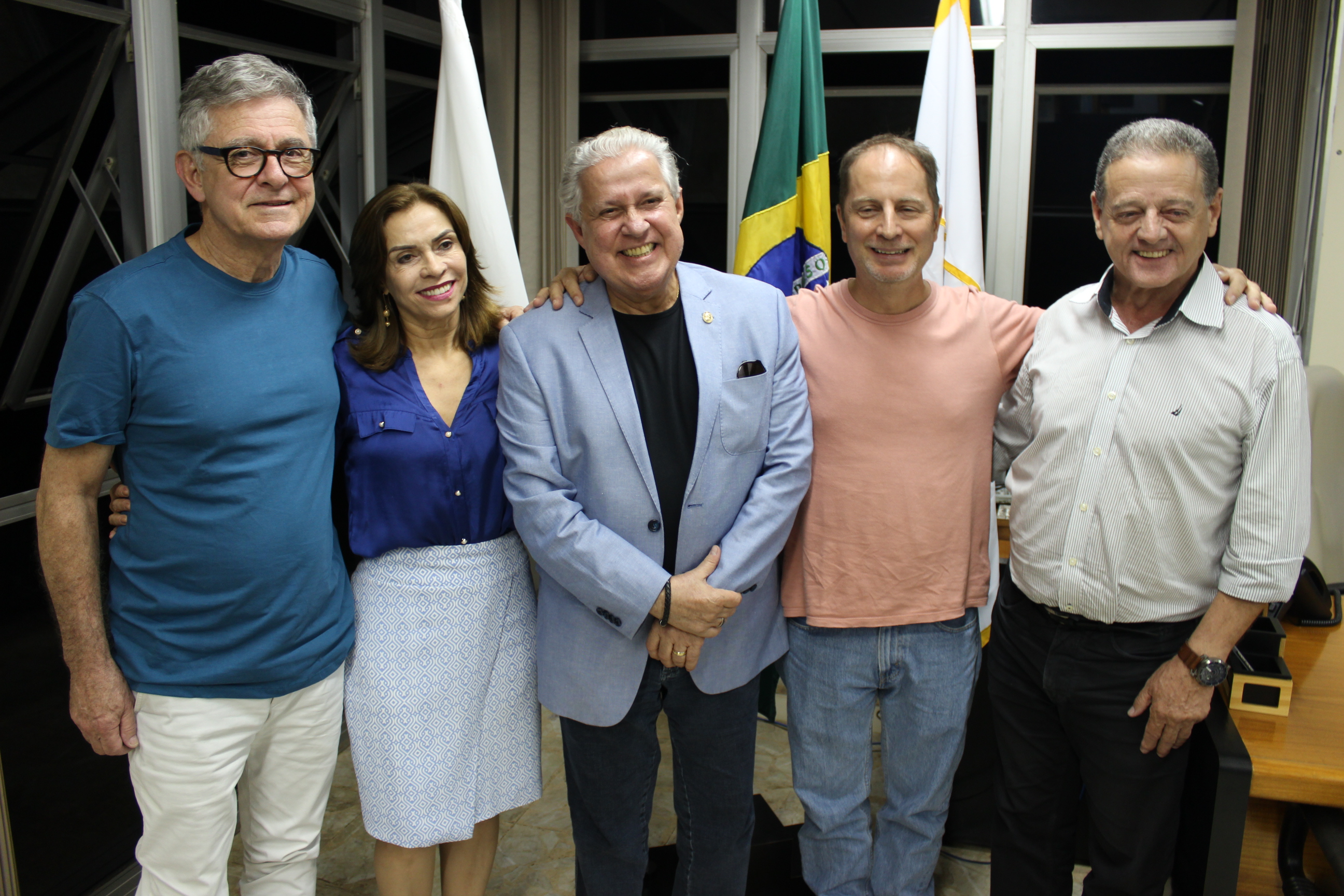 Prefeito de Itabira recebe neto de Drummond, escritor e jornalista para bate-papo sobre o “poeta maior”