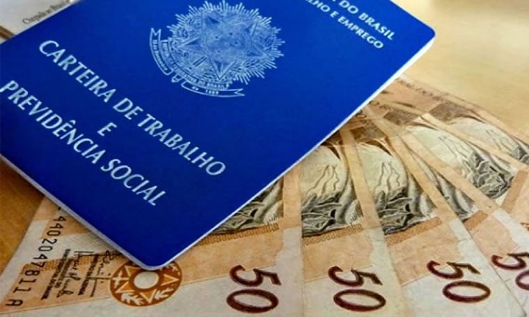 Governo estuda liberar saques em contas ativas do FGTS, diz Guedes