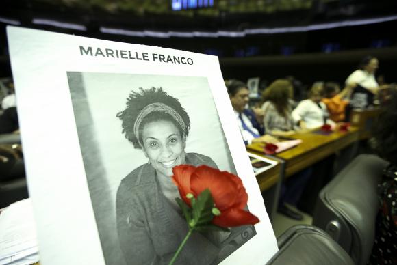 Presos acusados de matar Marielle e Anderson podem fazer delação premiada