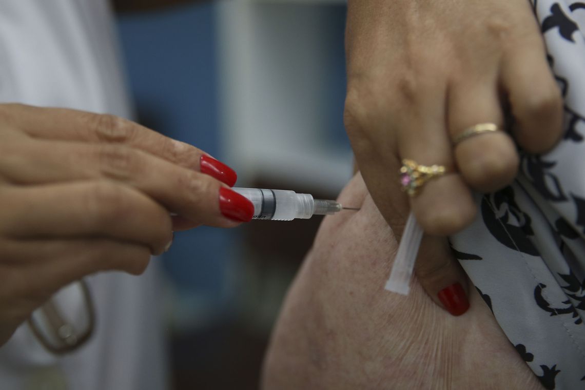 Contra a gripe, campanha deve imunizar quase 2.500 pessoas em São Gonçalo