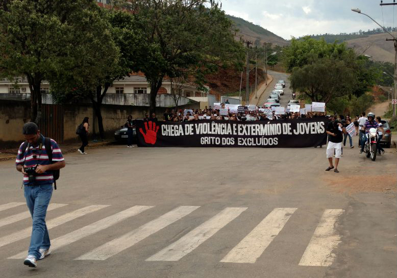 Estudante é presa acusada de falsa comunicação de estupro em Monlevade