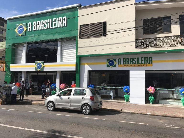 A Brasileira inaugura showroom de decoração sem esquecer os tradicionais tecidos