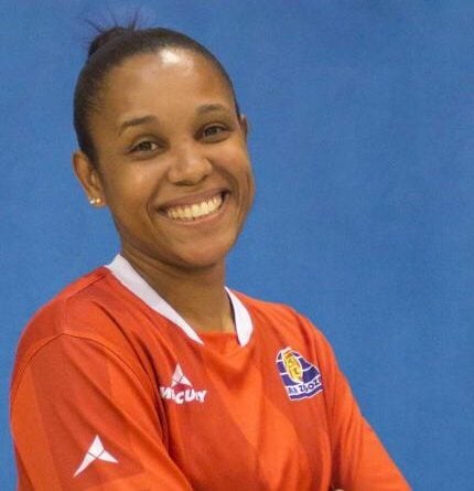 Itabirana faz sucesso em time de futsal na Europa