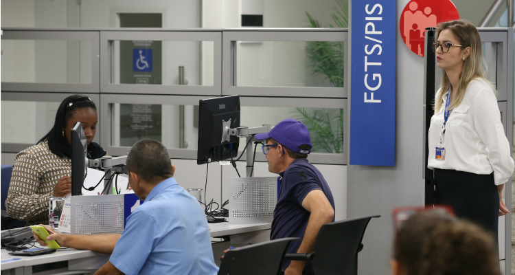 Abono salarial: novo prazo para saques referentes a 2016 começa em 26 de julho