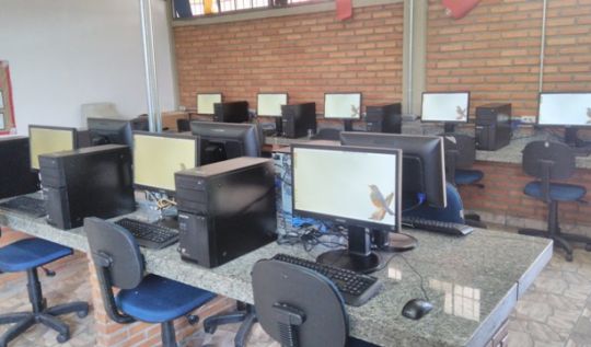 Escola de Informática de João Monlevade abre inscrições para vários cursos gratuitos