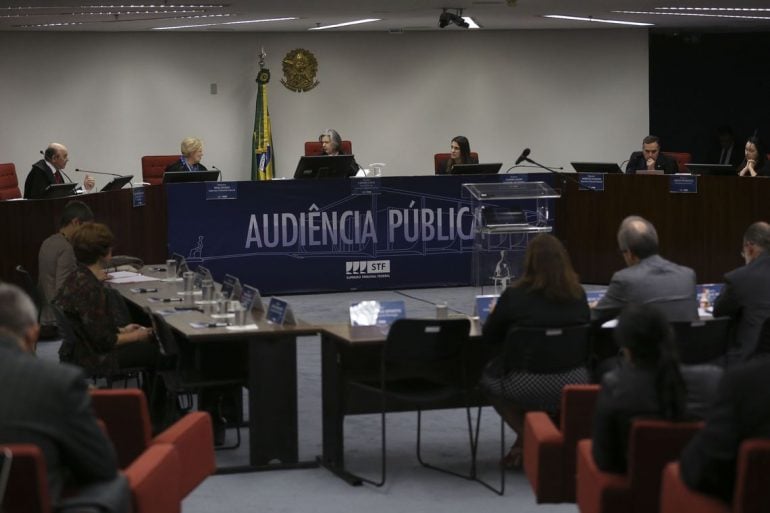 Descriminalização do aborto divide especialistas em audiência no STF