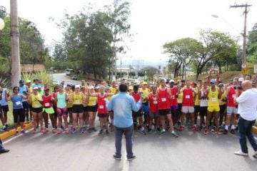 Corrida Rústica da Primavera envolve quase 200 corredores em Itabira