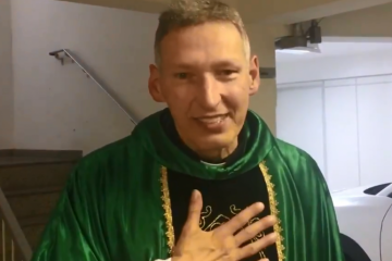 Padre Marcelo Rossi grava depoimento após ser empurrado do palco – Veja Vídeo!