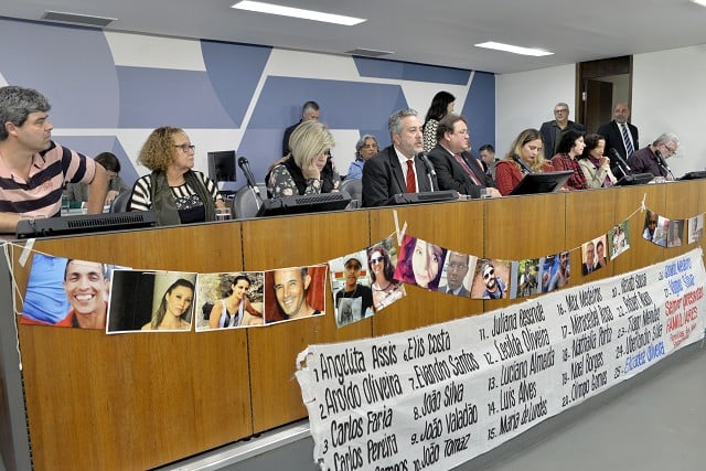 Operários da Vale relatam trauma na busca de corpos
