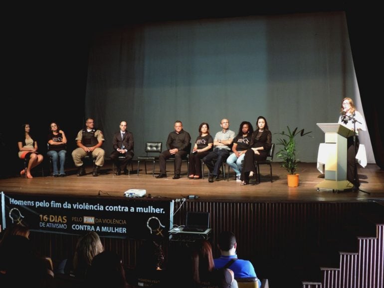 Campanha pelo fim da violência contra a mulher começa em Itabira