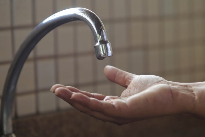 Pelo menos 16 bairros de Itabira estão sem abastecimento de água nesta quinta-feira