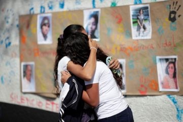 Moradores de Suzano lembram um mês do massacre em escola