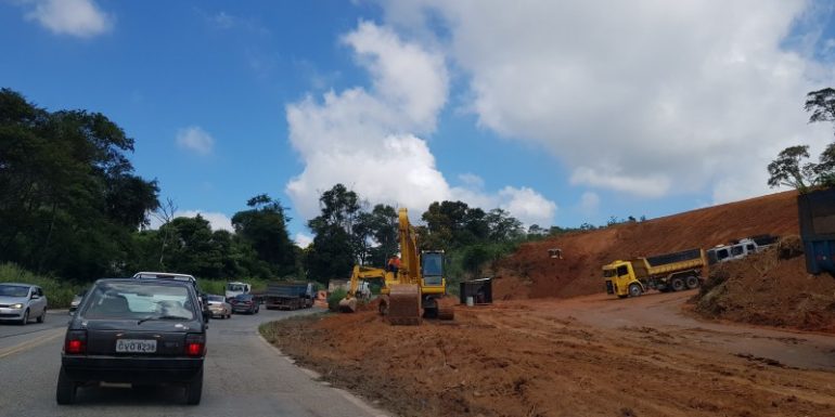 Confira as dicas da PRF para trafegar na BR-381 durante o feriadão