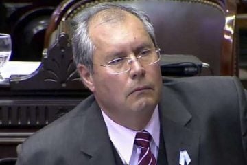 Morre deputado argentino baleado em ataque próximo ao Congresso