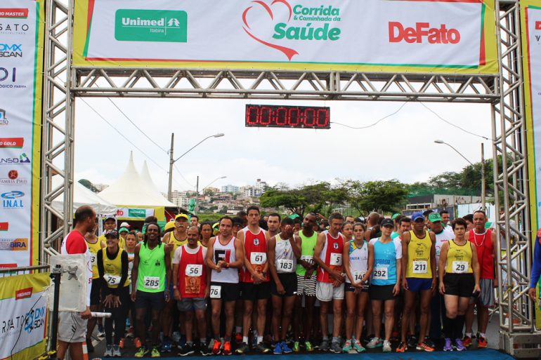 Grupo DeFato e Unimed Itabira realizam Corrida & Caminhada da Saúde