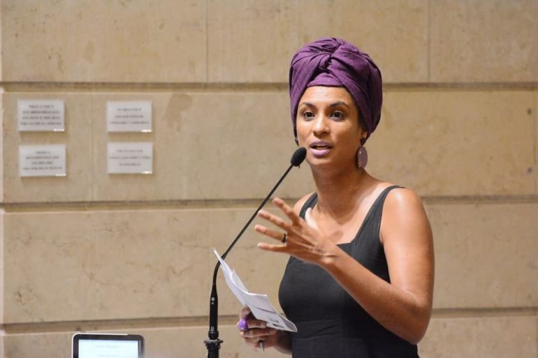 Polícia conta com a Marinha para achar arma usada para matar Marielle