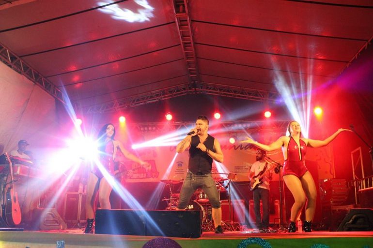 Banda Batuk garante folia em Bom Jesus do Amparo