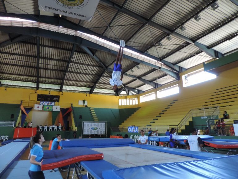 Prefeitura realiza Festival de Ginástica de Trampolim neste domingo