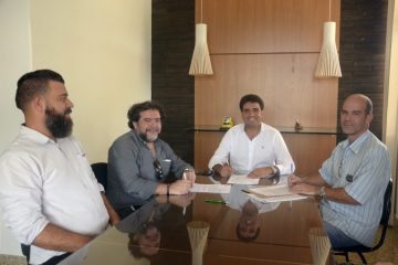 Prefeito assina contrato de 4,9 milhões para nova avenida em São Gonçalo