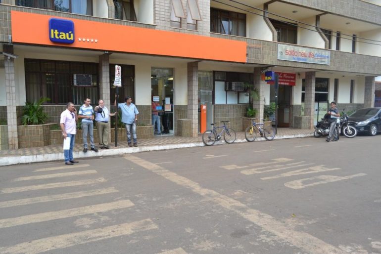 Bancos de Barão de Cocais estarão de portas fechadas até normalização da barragem